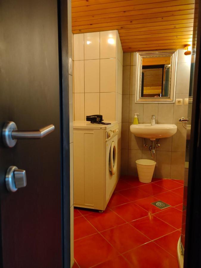 Rooms And Apartment Na Poljani Skofja Loka ภายนอก รูปภาพ